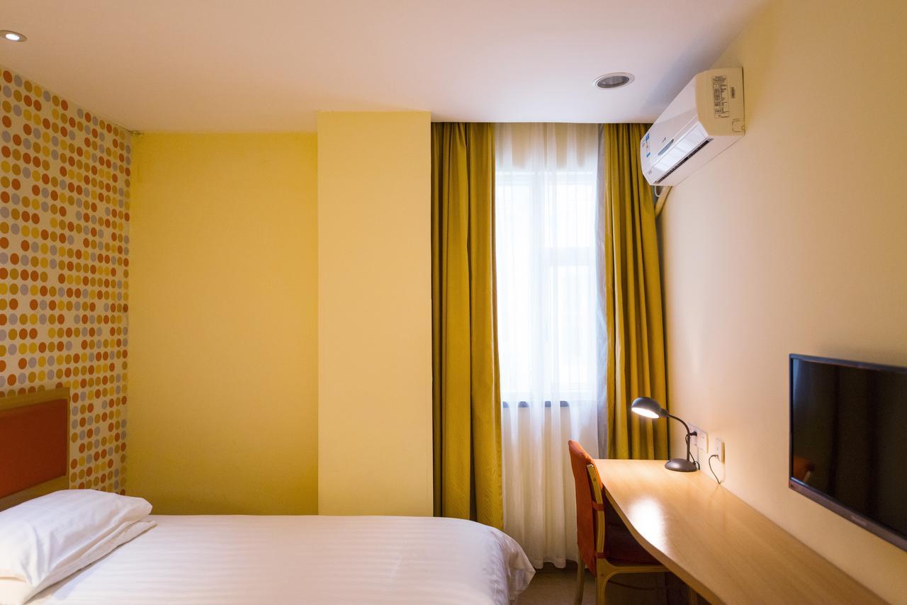 Home Inn Chengdu Kuanzhai Alley New City Square Екстер'єр фото