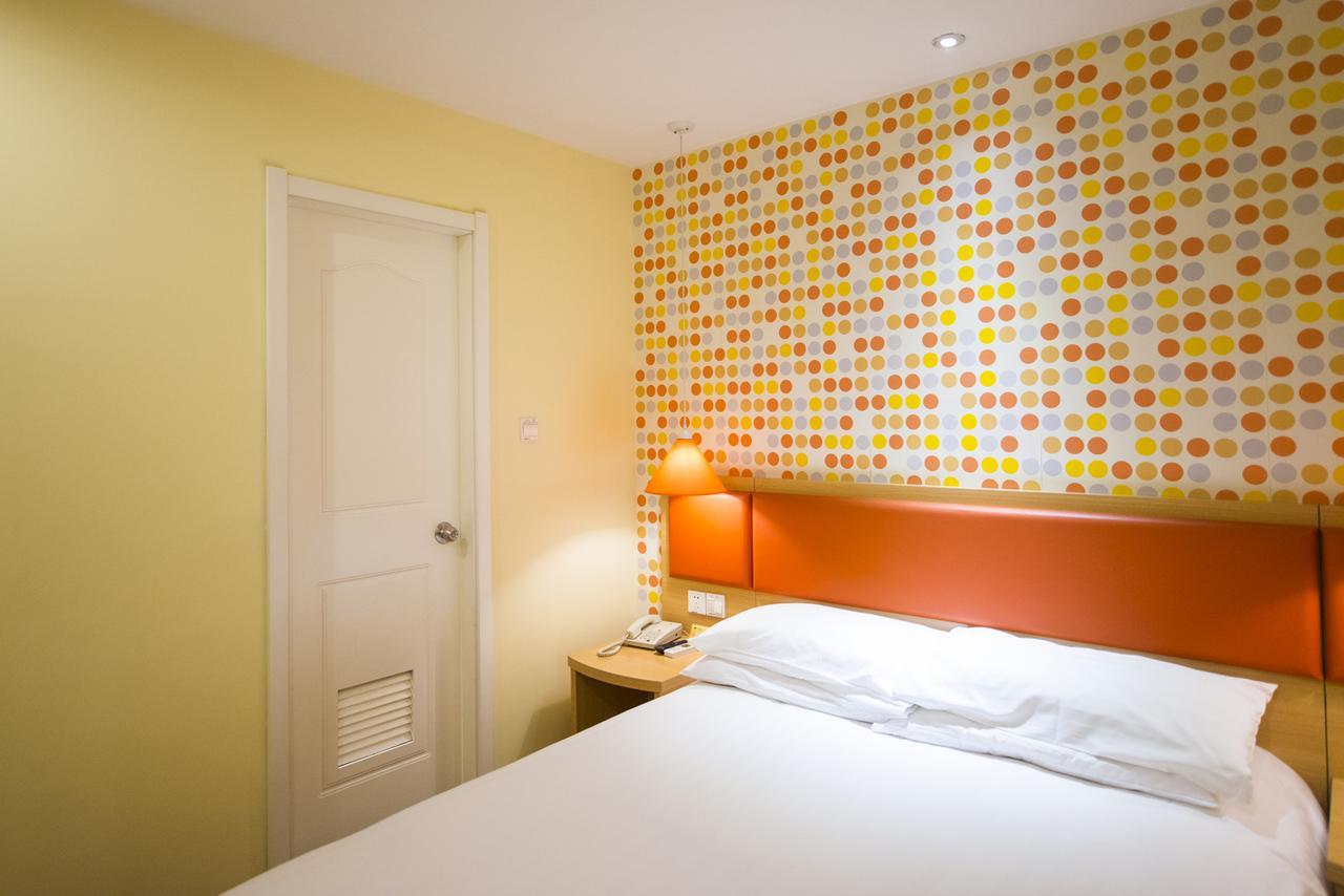 Home Inn Chengdu Kuanzhai Alley New City Square Екстер'єр фото